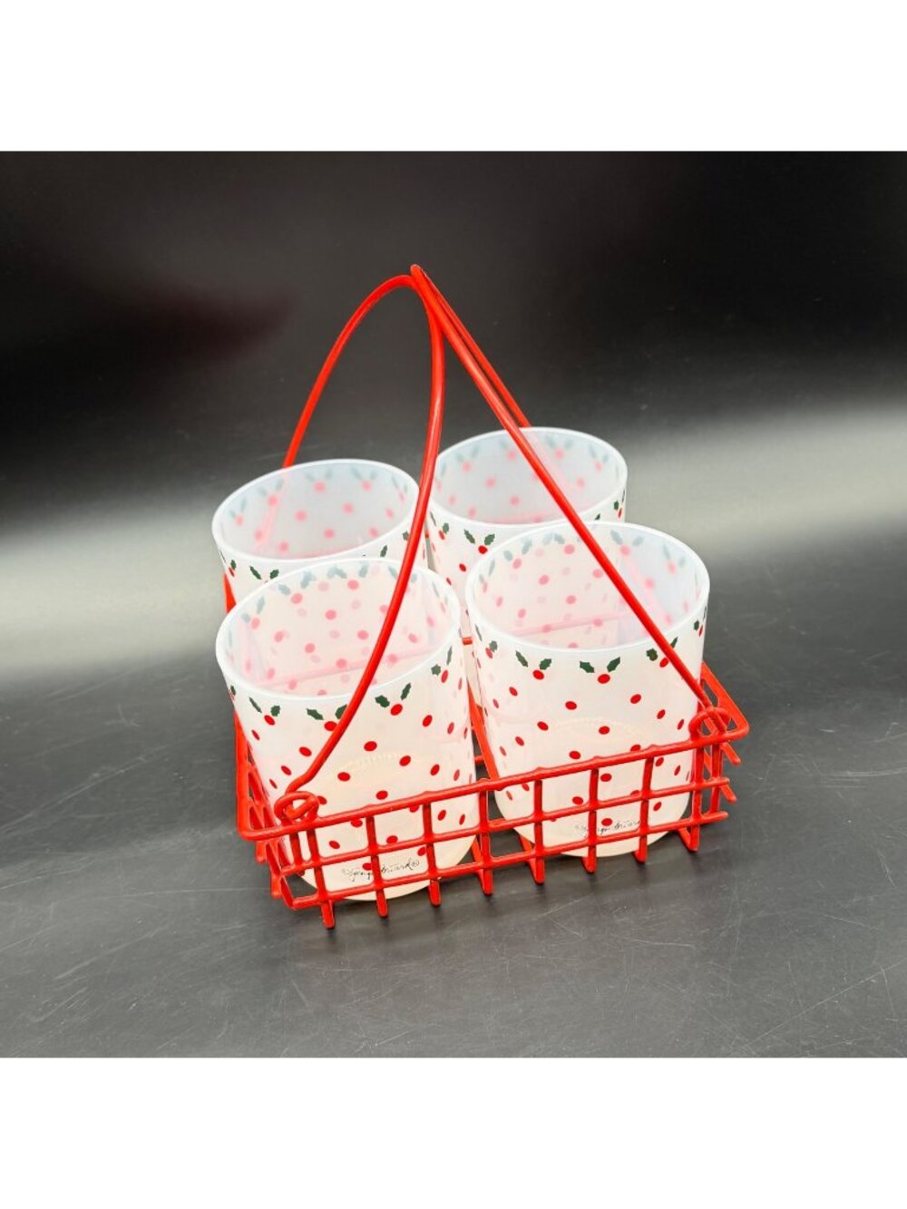 Georges Briard Christmas Holly Berry Plastic Cups Red Metal Carrier Taiwan Set